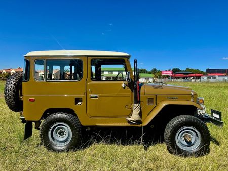 1978-Toyota-Land-Cruiser-FJ40-Land-Cruiser-BJ40_4