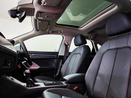 2024-Audi-Q3-Sportback-35-TFSI_9