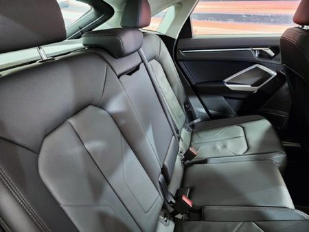2024-Audi-Q3-Sportback-35-TFSI_16