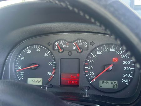 2004-Volkswagen-Golf-4-GTI-18T_9