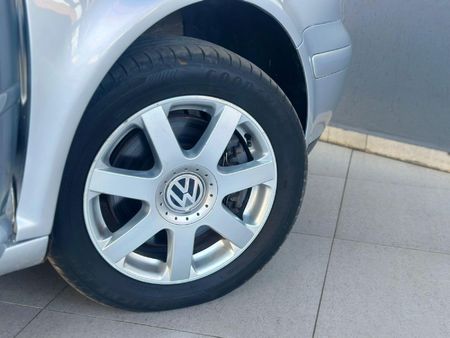 2004-Volkswagen-Golf-4-GTI-18T_12