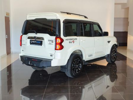 2022-Mahindra-Scorpio-22-TD-4x4-103kW-S11_3