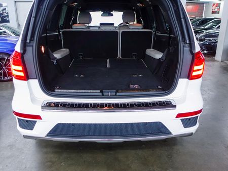 2015-Mercedes-Benz-GL-350-Bluetec_20
