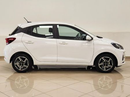 2025-Hyundai-Grand-i10-10-Fluid_2