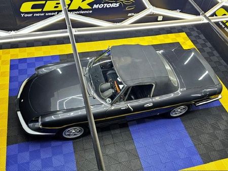 1984-Alfa-Romeo-Spider-2000-LHD_0