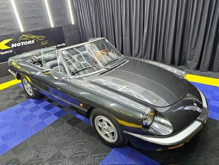 1984-Alfa-Romeo-Spider-2000-LHD_2