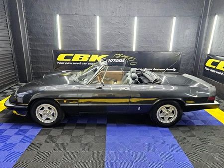 1984-Alfa-Romeo-Spider-2000-LHD_4