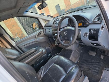 2005-Mercedes-Benz-Vito-115-CDI-CREWBUS-AUTOMATIC_9