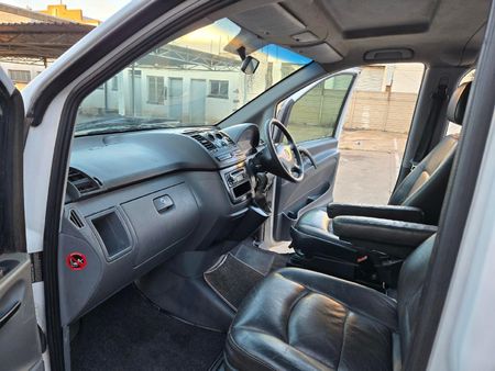 2005-Mercedes-Benz-Vito-115-CDI-CREWBUS-AUTOMATIC_13