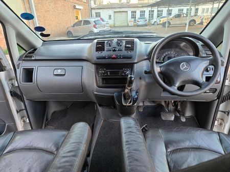 2005-Mercedes-Benz-Vito-115-CDI-CREWBUS-AUTOMATIC_22