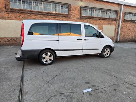 2005-Mercedes-Benz-Vito-115-CDI-CREWBUS-AUTOMATIC_8