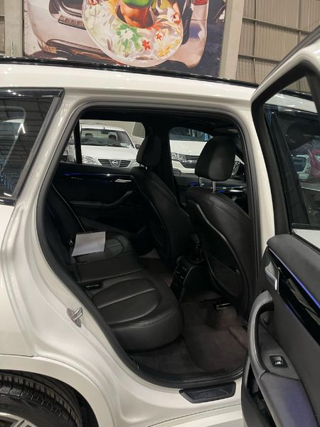 2022-BMW-X1-sDrive18i-M-Sport-Auto_12