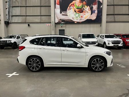 2022-BMW-X1-sDrive18i-M-Sport-Auto_1