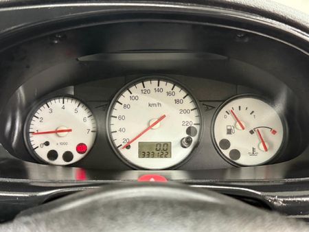 2001-Ford-Fiesta-1600-Sport_9