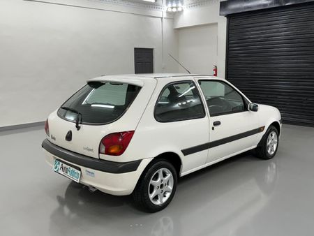 2001-Ford-Fiesta-1600-Sport_5