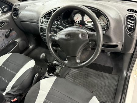 2001-Ford-Fiesta-1600-Sport_7