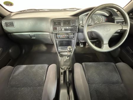 1997-Toyota-Corolla-160i-GLE_1