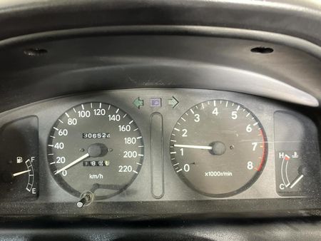 1997-Toyota-Corolla-160i-GLE_2