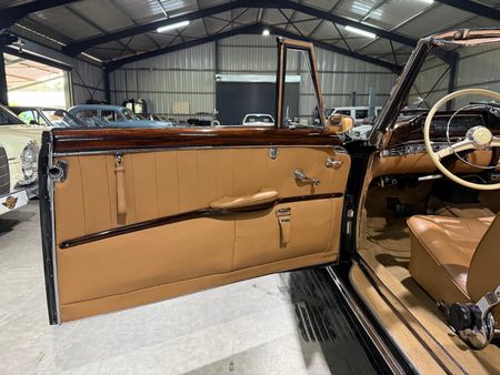 1959-Mercedes-Benz-S-Class-220S-Cabriolet_23