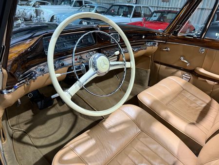 1959-Mercedes-Benz-S-Class-220S-Cabriolet_27