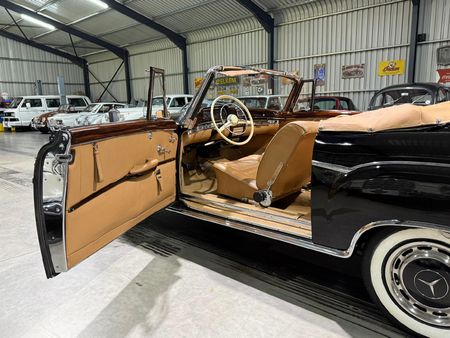 1959-Mercedes-Benz-S-Class-220S-Cabriolet_28