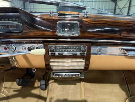 1959-Mercedes-Benz-S-Class-220S-Cabriolet_30