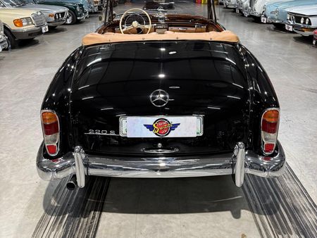 1959-Mercedes-Benz-S-Class-220S-Cabriolet_4