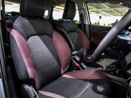 2025-Suzuki-Fronx-15-GL-Auto_11