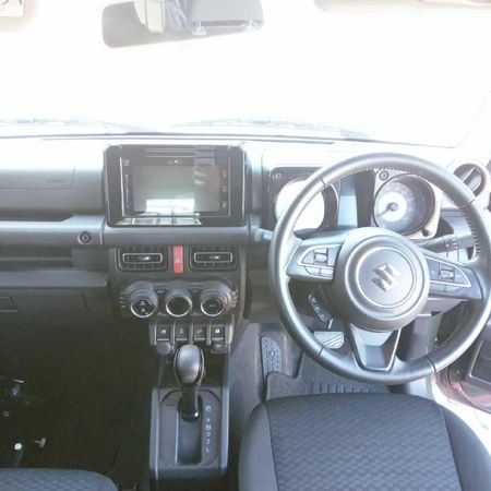 2020-Suzuki-Jimny-15-GLX-Auto_7