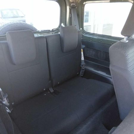2020-Suzuki-Jimny-15-GLX-Auto_8
