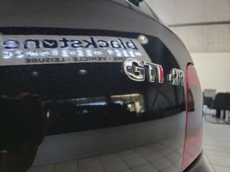 2004-Volkswagen-Golf-4-GTI-R_6