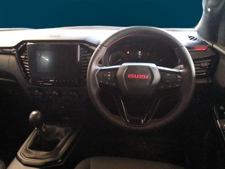2025-Isuzu-D-Max-19-DDI-HR-X-Rider-Double-Cab_9