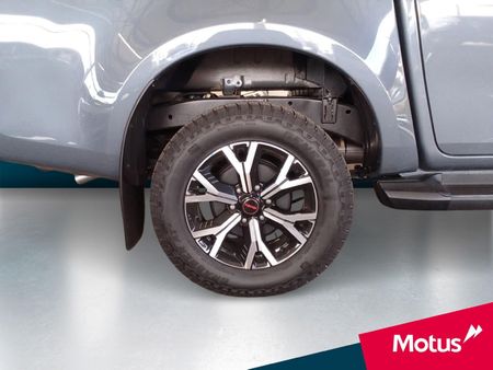 2025-Isuzu-D-Max-19-DDI-HR-X-Rider-Double-Cab_12