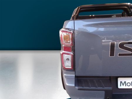 2025-Isuzu-D-Max-19-DDI-HR-X-Rider-Double-Cab_14
