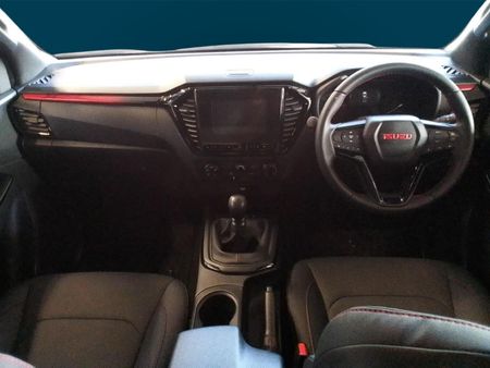 2025-Isuzu-D-Max-19-DDI-HR-X-Rider-Double-Cab_7