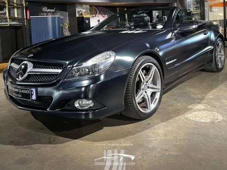 2012-Mercedes-Benz-SL-Night-edition_0