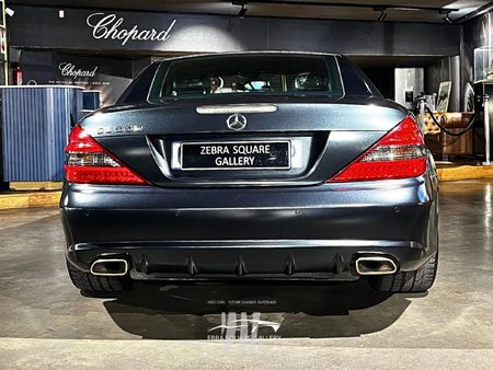 2012-Mercedes-Benz-SL-Night-edition_3