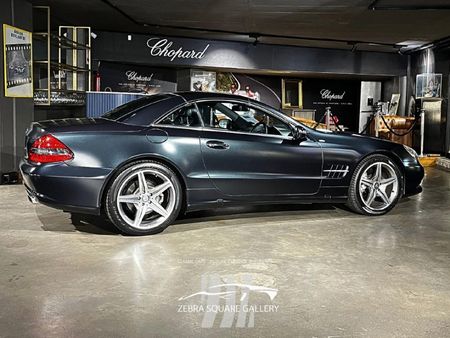 2012-Mercedes-Benz-SL-Night-edition_4