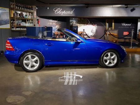 2002-Mercedes-Benz-SLK-320-Auto_1