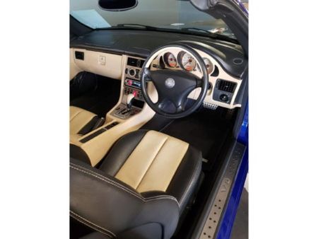 2002-Mercedes-Benz-SLK-320-Auto_7