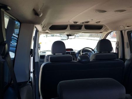 2010-Peugeot-Expert-20-HDi-Tepee_19