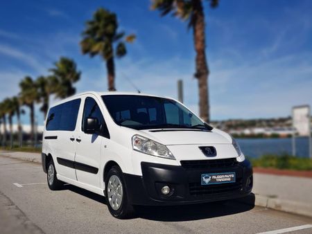 2010-Peugeot-Expert-20-HDi-Tepee_2