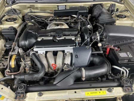 2001-Volvo-S40-20T_12