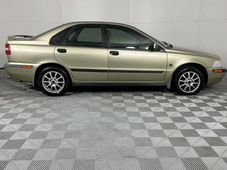 2001-Volvo-S40-20T_16