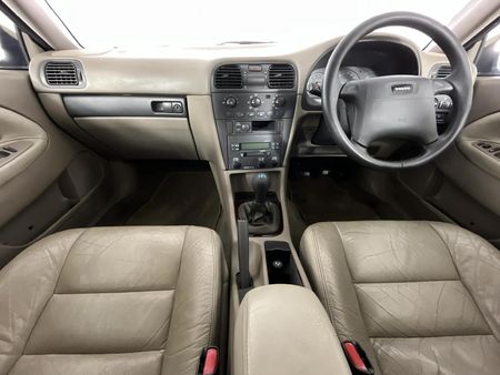 2001-Volvo-S40-20T_1