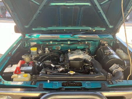 1997-Nissan-Hardbody-30-4x4-SE-Double-Cab_7