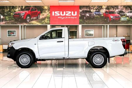 2025-Isuzu-D-Max-19-DDI-L-4x4-Auto-Single-Cab_7