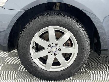2009-Mercedes-Benz-ML-350-Auto_4
