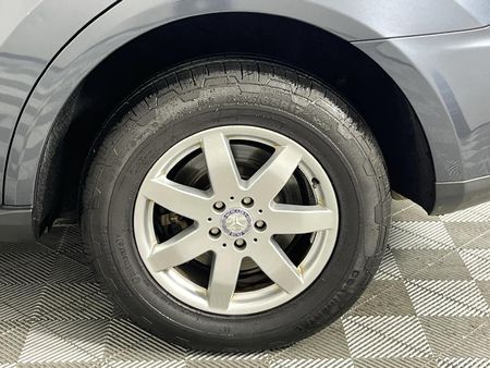 2009-Mercedes-Benz-ML-350-Auto_7