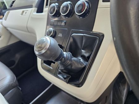 2019-Toyota-Quantum-28-GL-11-seat_4